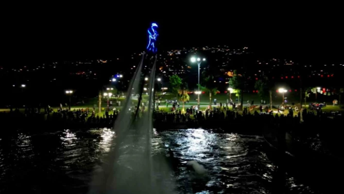 2019 Rusya Dünya Record Şampiyonu milli sporcudan flyboard şov