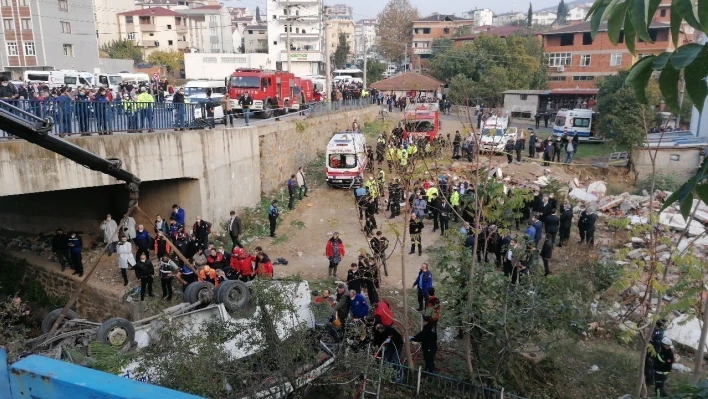 4'ü öğrenci 5 kişiyi ölüme götüren servis kazasında sanıklara ceza yağdı