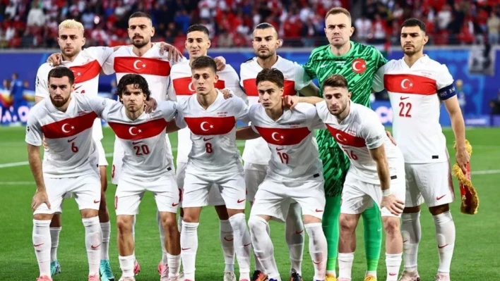 A Milliler yarı final için Hollanda karşısında