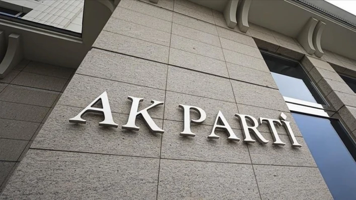 AK Parti'de MKYK'nın yüzde 52'si değişti