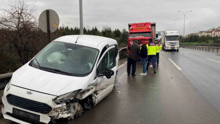 Arızalanan otomobil zincirleme kazaya sebep oldu: 1 yaralı