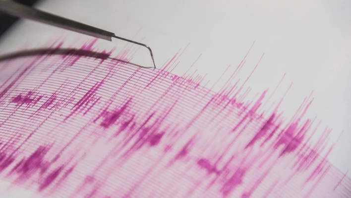 Azerbaycan'ın Türkiye sınırında 4,5 büyüklüğünde deprem