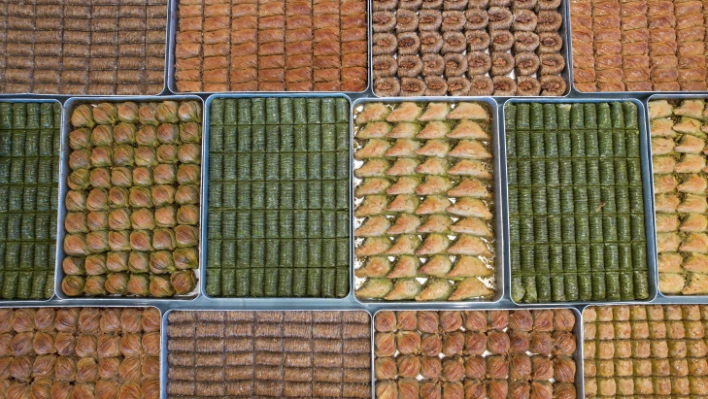 Baklava yerine şerbete para vermeyin