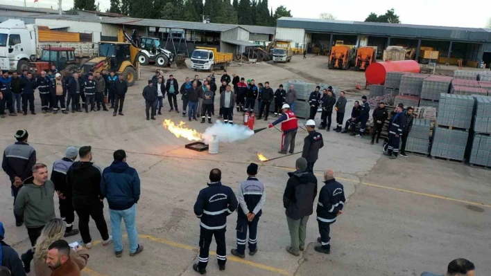 Başiskele Belediyesi personeline uygulamalı yangın eğitimi