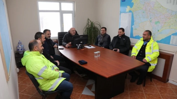 Başkan Bıyık, Koordinasyon Merkezi'nde çalışmaları takip etti