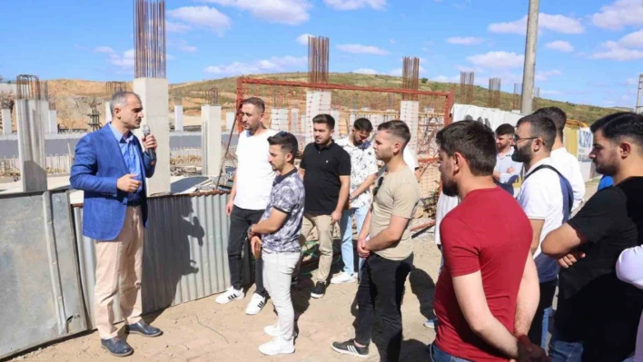 Başkan Çiftçi: '4 yılda bin 300 kupa ve madalyayı ilçemize kazandırdık'