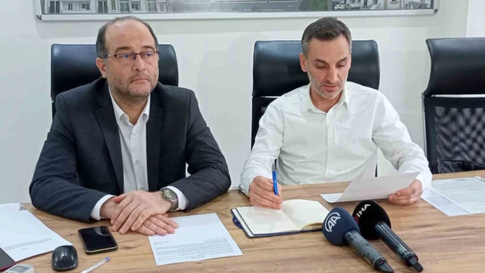 Binanın kirişlerinin toprakla doldurulduğu iddia edilmişti, müteahhitten açıklama