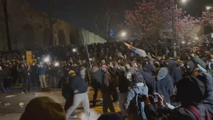 CHP eyleminde büyük provokasyon! Marjinal gruplardan ODTÜ ve Saraçhane'de polise saldırı