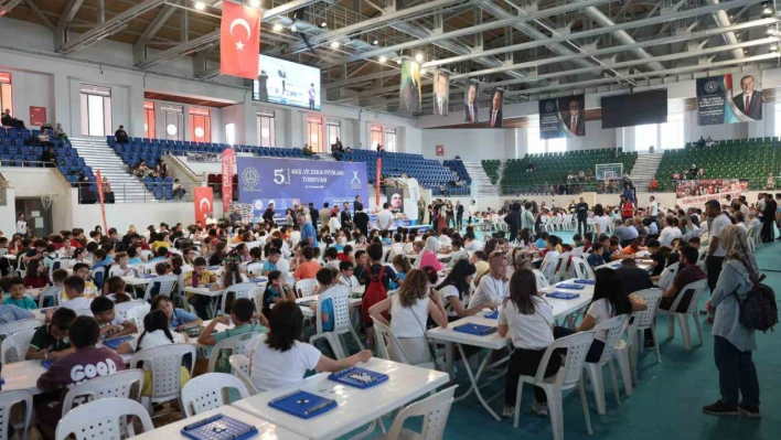 Darıca'da 5.  Akıl ve Zeka Oyunları Turnuvası başladı