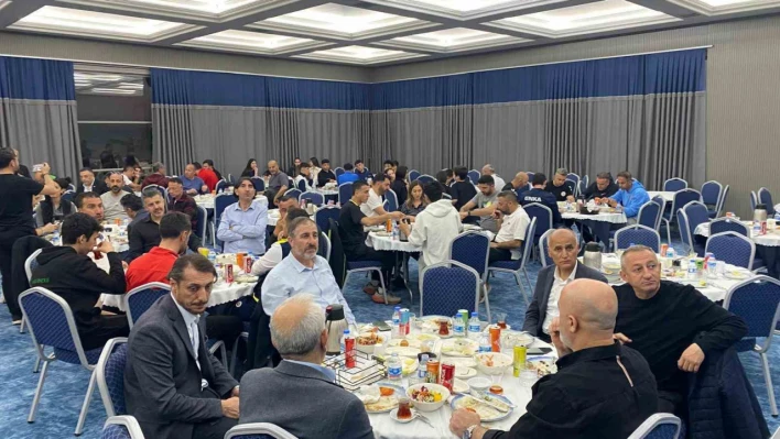 Darıca'da şampiyona öncesi iftar