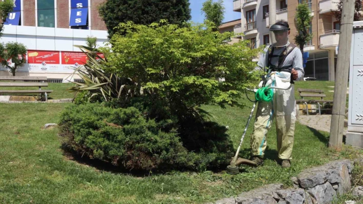 Darıca'da yeşil alanlarda bahar mesaisi