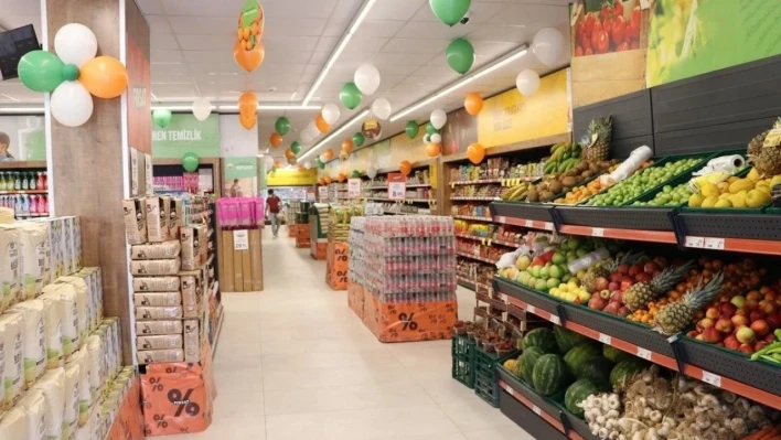Dev market zinciri ismini değiştirecek