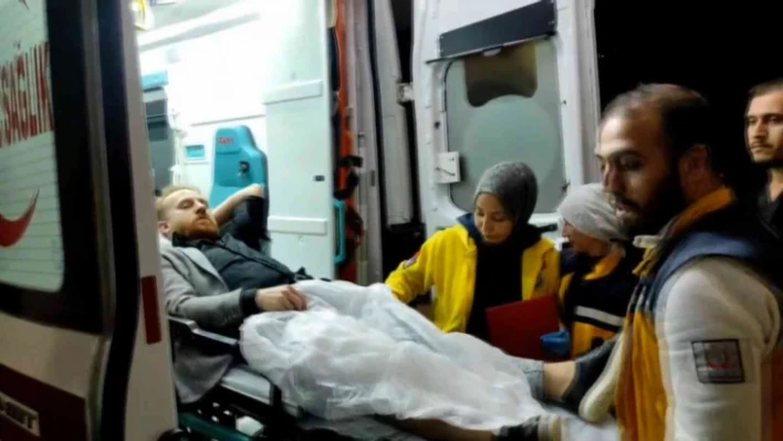 Düğünde başlayan kavga kanlı bitti: 3 yaralı