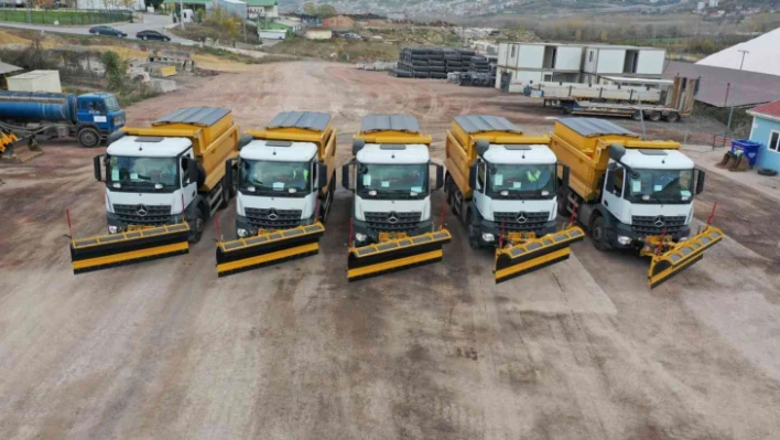 Fen İşleri'ne 5 yeni kamyon