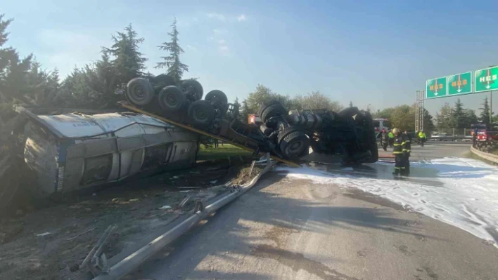 Gebze'de kimyasal madde yüklü tanker devrildi: 1 yaralı