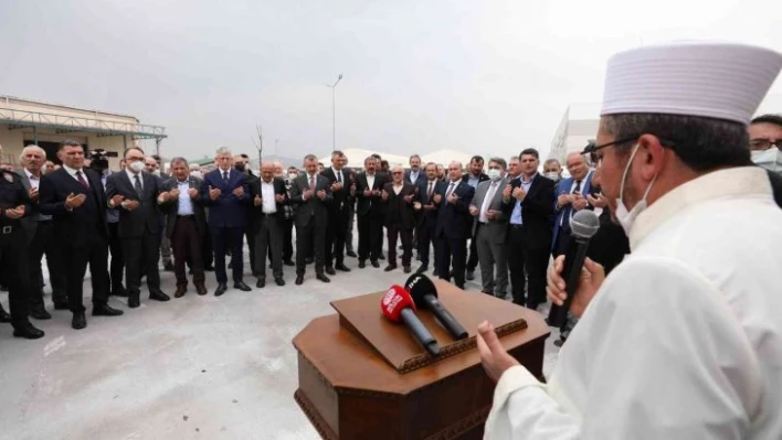 Gölcük Yeni Sanayi Cami ibadete açıldı