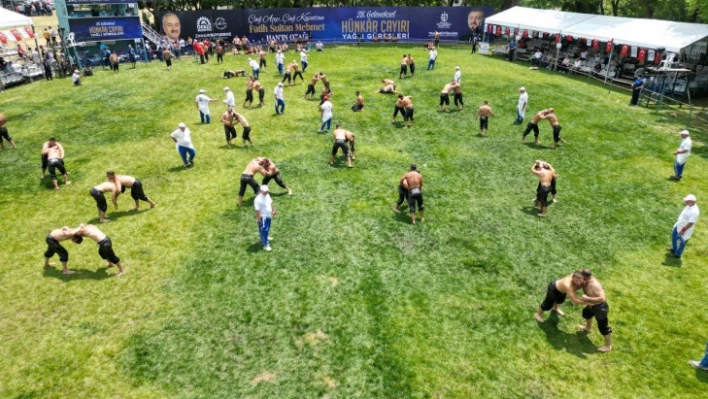 Hünkar Çayırı Yağlı Güreşleri başladı