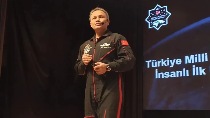 İlk Türk astronot Kocaeli Üniversitesi'nde gençlerle buluştu