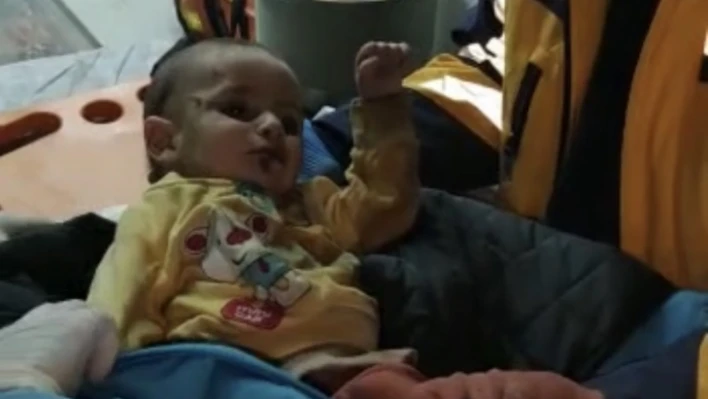 İnanılmaz kurtuluş Hatay'dan , 140. saatte mucizenin adı Hamza bebek
