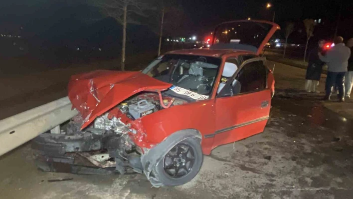 İzmit'te 3 araçlı zincirleme trafik kazası: 4 yaralı