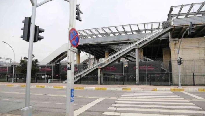 İzmit Tren Garı mevkiine sinyalizasyon kuruldu