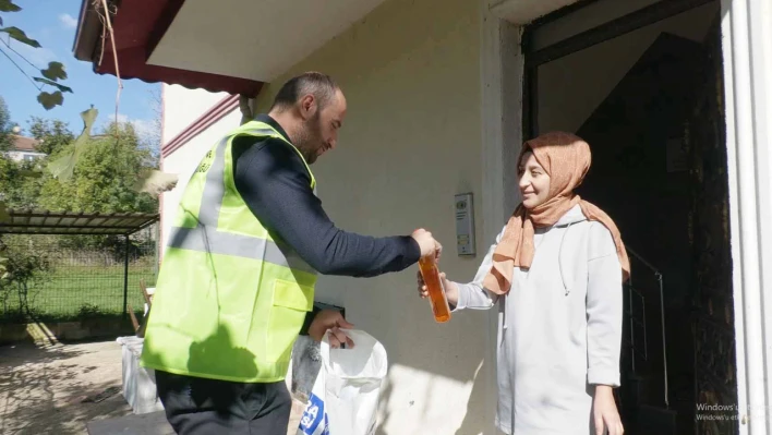 Kandıra Belediyesi'nden Atık Yağ Getirene Bulaşık Deterjanı Hediye