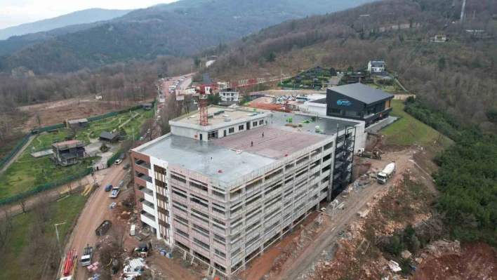 Kartepe Teleferik'te katlı otoparkın yapımında sona yaklaşıldı