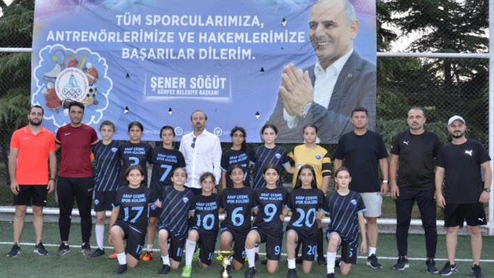 Kiraz Festivali'nde şampiyon Gebze Arapçeşmespor FK oldu