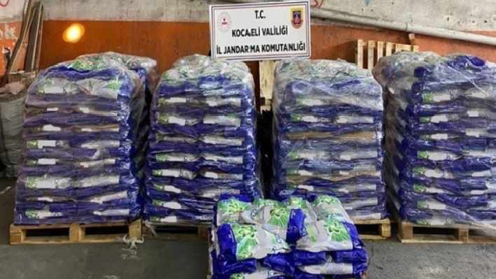 Kocaeli'de 8 kilo sahte toz deterjan ele geçirildi