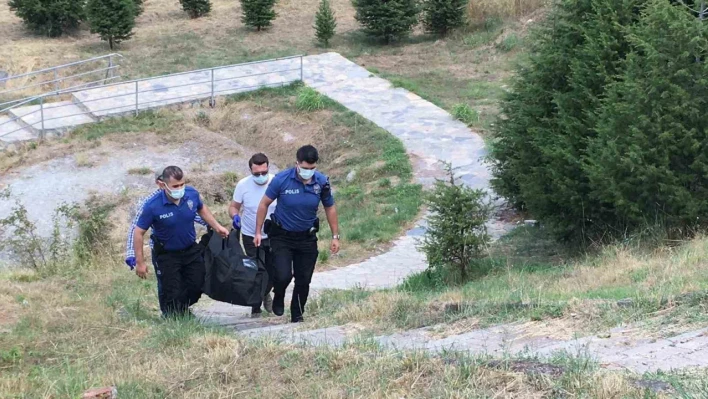 Kocaeli'de bulunan cesedin bir aydır kendisinden haber alınamayan kadına ait olduğu ortaya çıktı