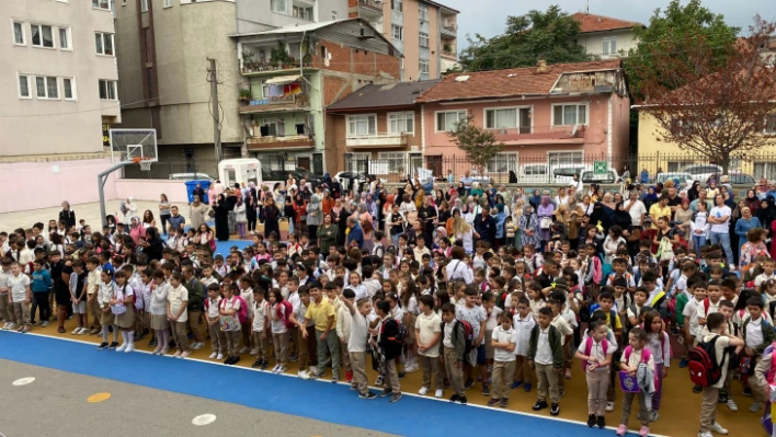 Kocaeli'de ilk ders zili çaldı