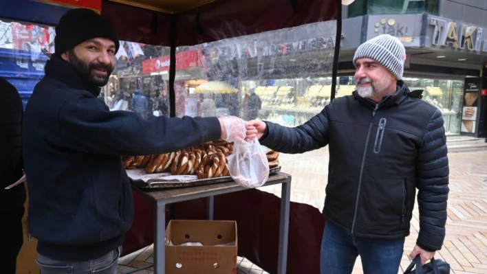 Simitte fiyat arttı, satış düştü