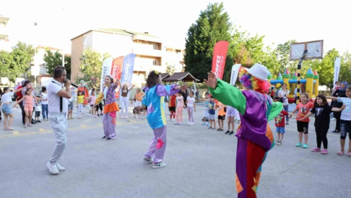 Körfez'de mahalle şenlikleri başladı