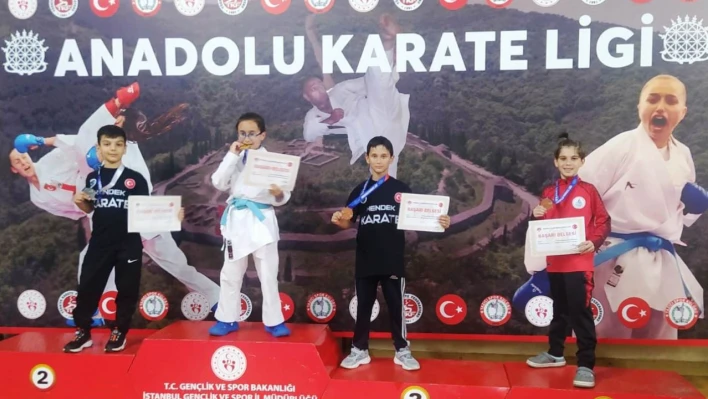 Körfez'in karatecileri madalyasız dönmüyor