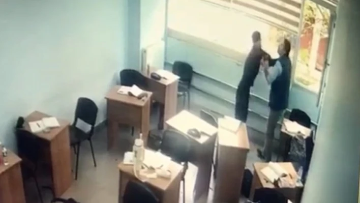 Kurs merkezinde dehşet anları kamerada: Sınıfa girip öğrenciye saldırdı