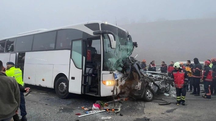 Kuzey Marmara Otoyolu Sakarya geçişinde zincirleme kaza: 10 kişi öldü, 59 kişi yaralandı