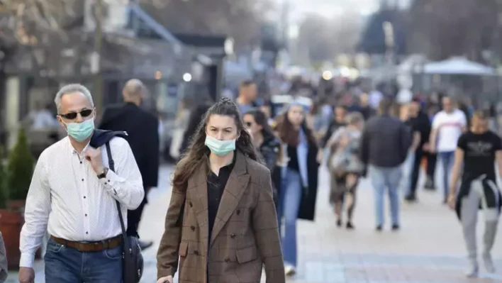 Maske geri mi dönüyor? Grip, Kovid-19, RSV derken 'virüsler pandemisi' yaşıyoruz...