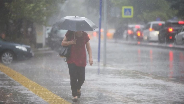 Meteoroloji'den peş peşe uyarı! Sağanak yağış geliyor