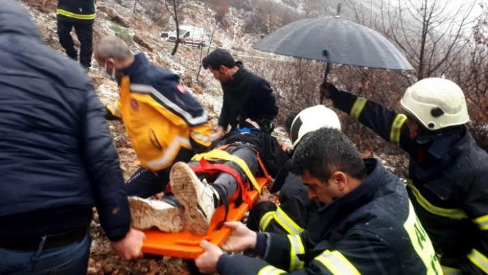Öğrenci servisi şarampole devrildi: 10 yaralı
