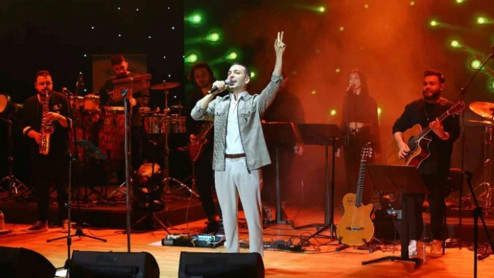 Oğuzhan Koç öğrencileri coşturdu