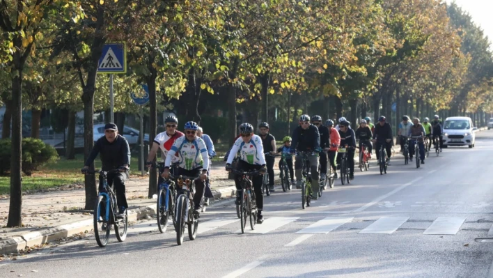 Pedallar Cumhuriyet için çevrildi