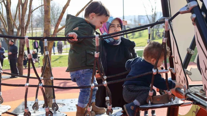 Seymen Millet Bahçesi'ne aileler akın ediyor