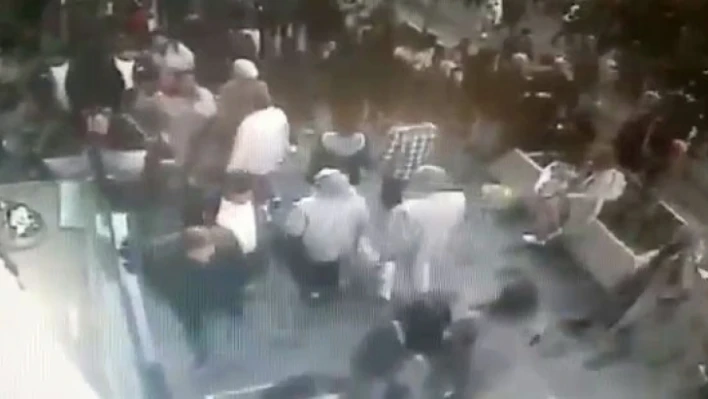 Taksim'de patlama ! Çok sayıda ölü ve yaralı var