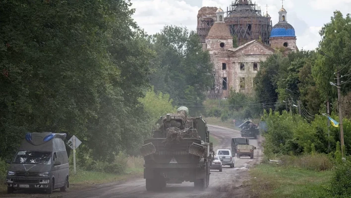 Ukrayna Rus konvoyunu vurdu: Çok sayıda asker öldü!