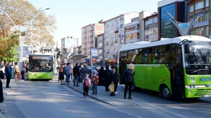 Ulaşıma yapılan zam belli oldu! İşte tam ve indirimli bilet fiyatı...