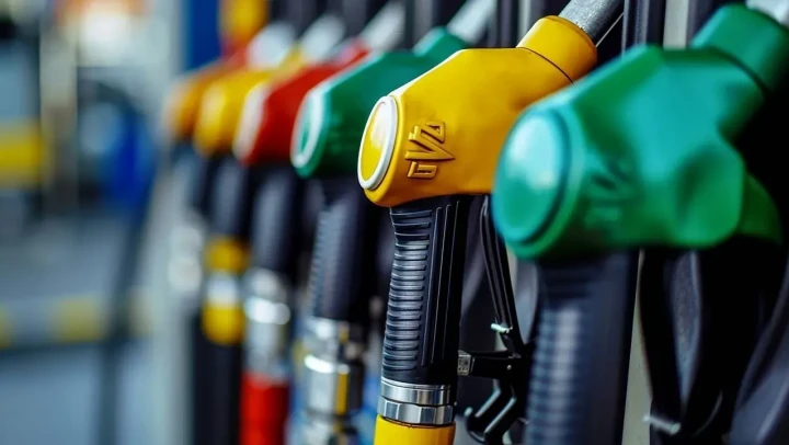 Benzin ve motorine büyük zam geliyor