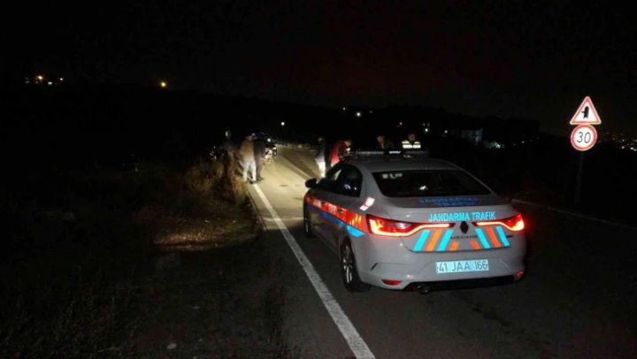 Kocaeli'de iki motosiklet çarpıştı: 4 yaralı