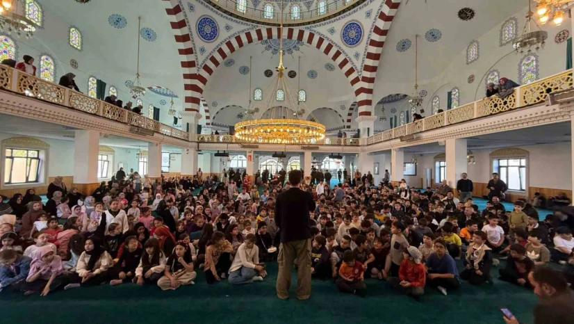 Çocuklara önemli uyarı: 'Sosyal medyada görülen her bilgiye inanmayın'