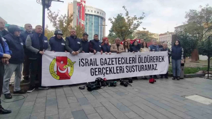 Gazeteciler İsrail'in meslektaşlarına yönelik saldırılarını protesto etti