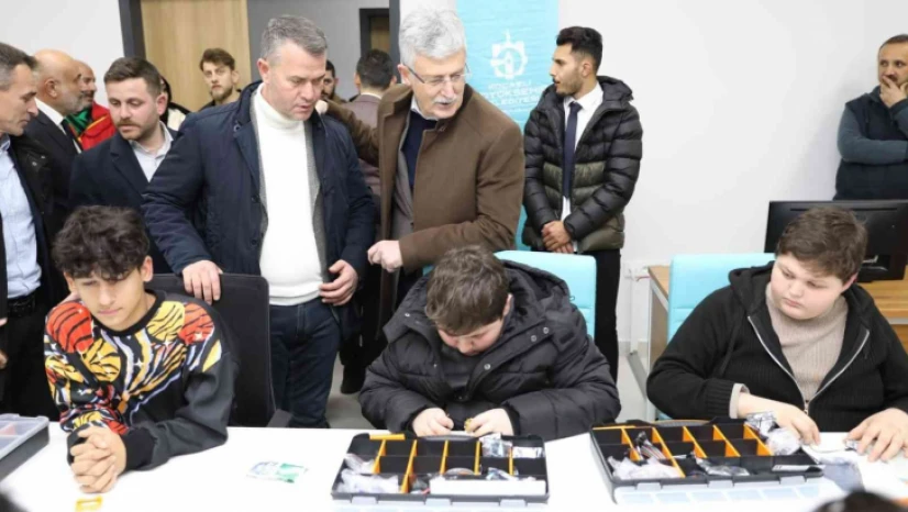 Geleceğin Bill Gates ve Steve Jobs'ları bu merkezde yetişecek